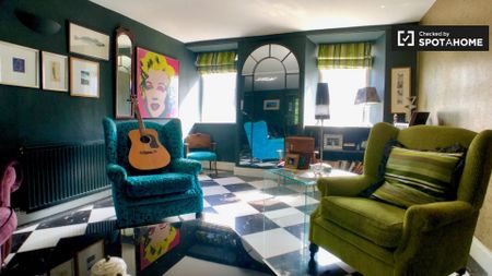 Large room in 3-bedroom house in Howth, Dublin - Photo 4