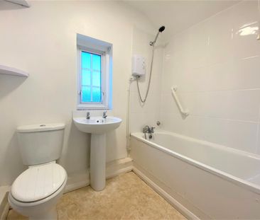 3 bedroom house - semi-detached - Photo 3