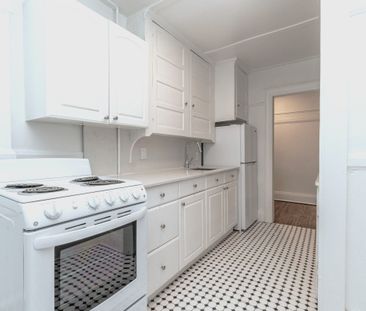 For Lease - 100 Vaughan Road Unit# 1, Toronto, Ontario - Photo 1