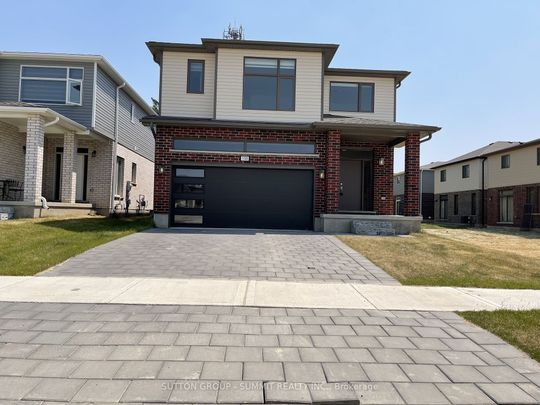 For Lease - 150 KNOTT Drive, London South, Ontario - Photo 1