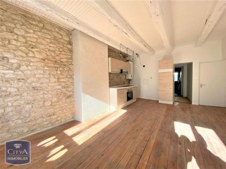 Location Appartement 2 pièces 41m² MONTPEZAT DE QUERCY 82270 - Photo 2