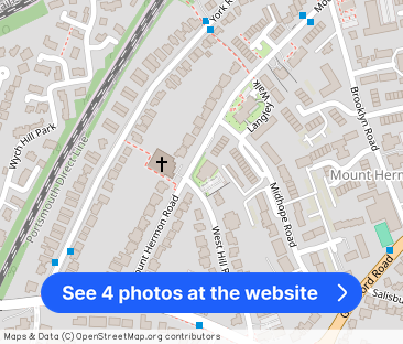 Woking - Photo 1