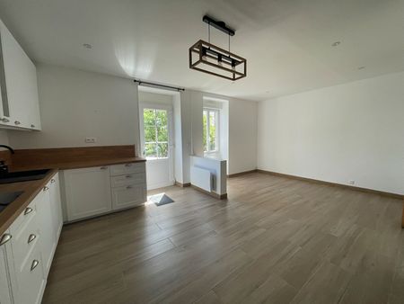 Location Maison 4 pièces 62m² - Photo 3