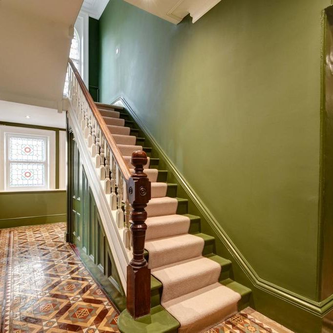 6 bedroom semi-detached house to rent - Photo 1
