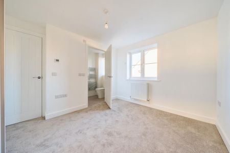 3 bedroom terraced house to rent - Photo 5
