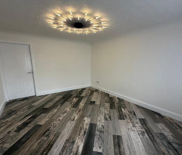 2 bedroom house to rent - Photo 1