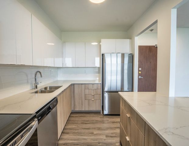 2 Secord | 2 Secord Avenue, Toronto - Photo 1