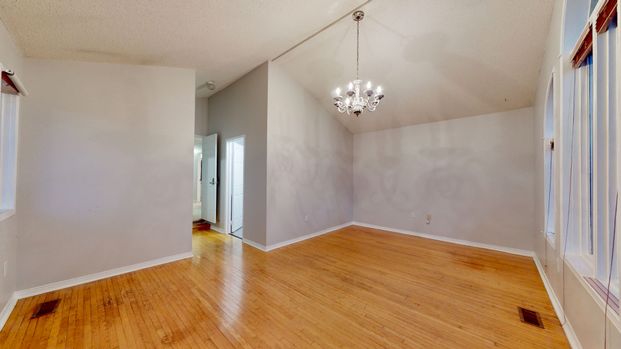 For Lease - 6991 Roundwood Court, Mississauga, Ontario - Photo 1