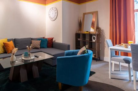 1 Bed Flat, Holland Road, BN3 - Photo 4