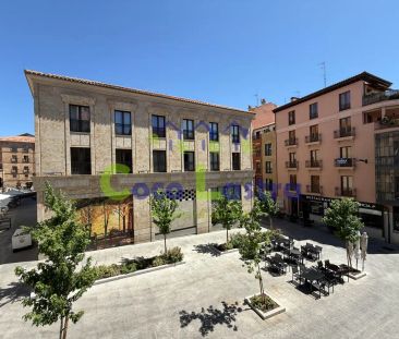 Piso de alquiler en Plaza Peso, Barrio del Centro - Foto 3