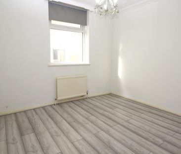 3 bedroom bungalow to rent - Photo 4