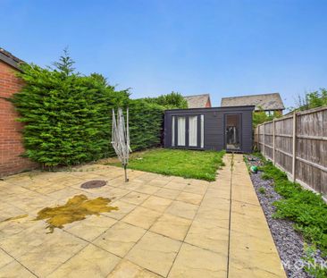 10 Ashlands Road, Weston Rhyn, SY10 7TN - Photo 5