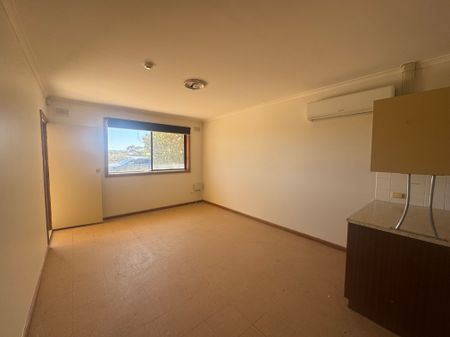 6/28 Boston Street, Port Augusta SA 5700 - Photo 2