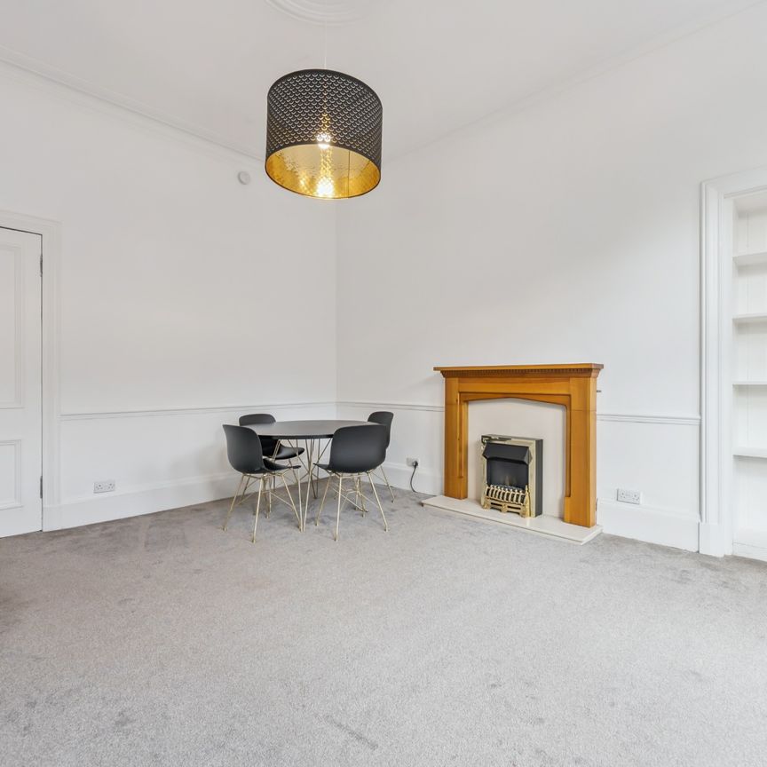 Woodford Street - Photo 1