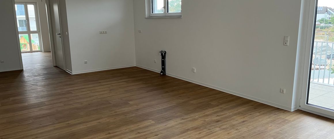 Neubau trifft Wohnqualität – 3-Zimmer-Wohnung mit Balkon in ruhiger Lage - Photo 1