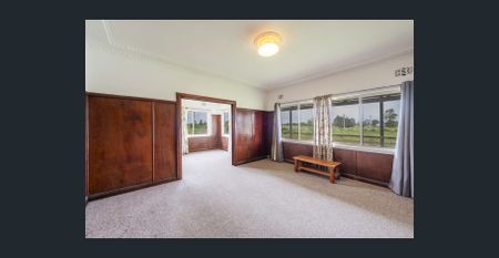 FARM HOUSE NEAR ULMARRA - Photo 2