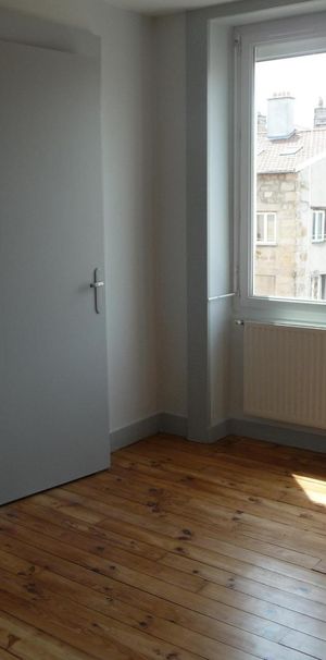 Location Appartement 2 pièces 50m² ST ETIENNE 42000 - Photo 1