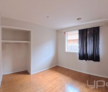 A Place to Call Home – Comfort, Space & Style! - Photo 2