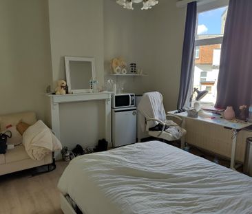 Kamer 5 - Leeuwstraat 17 - Photo 1