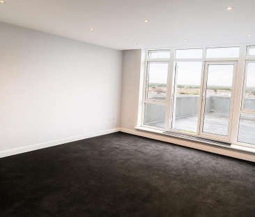2 bedroom penthouse to rent - Photo 1
