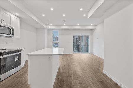 For Lease - 22 Lytham Green Circle Unit# 21, Newmarket, Ontario - Photo 3