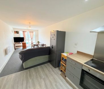 Newton Road, Yeovil, Somerset - Photo 5