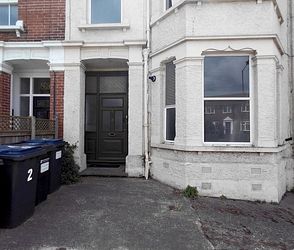 Tankerton Road, CT5 2AB, Whitstable - Photo 2