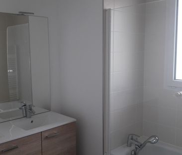 location Appartement F4 DE 82.3m² À VILLEURBANNE - Photo 6