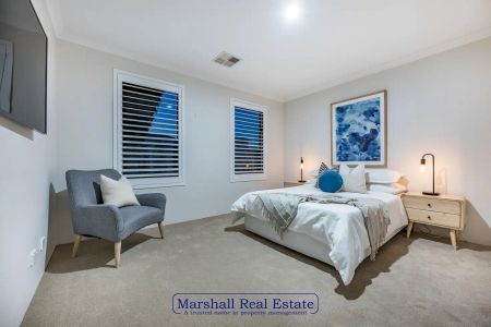 “Coastal Living – 4x2 Family Home with Pool” - Photo 5