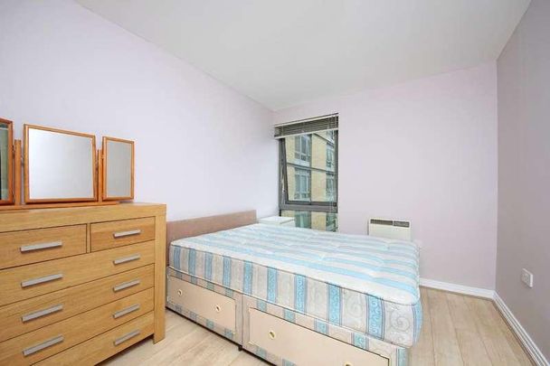 Trentham Court, W3 - Photo 1