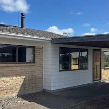 Semi Rural Home - Photo 2