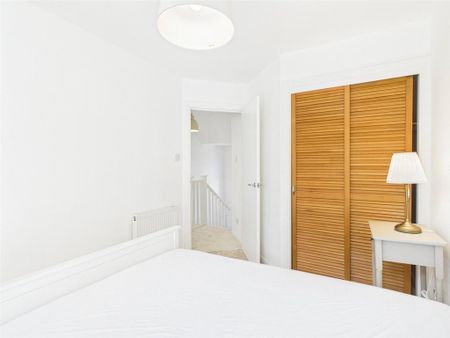 2 bedroom semi-detached house to rent - Photo 4