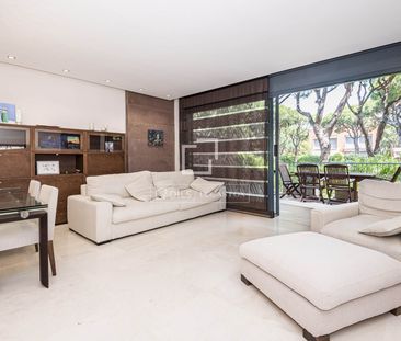 Excellent 4 Bedroom house / villa for rent in Gavà Mar, Barcelona - Photo 4