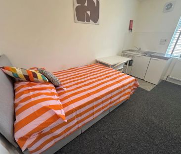 1 bedroom house share to rent - Photo 3