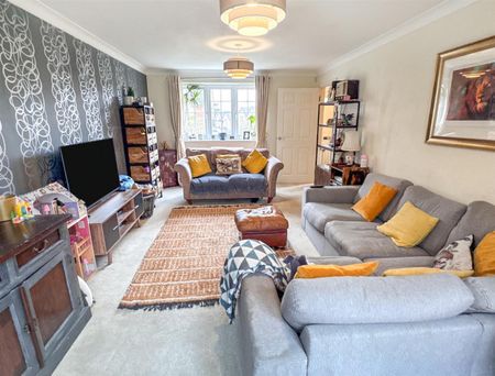 Astor Park, Maidstone - Photo 3