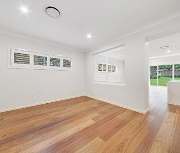 Striking Near New 5 Bedroom Contemporary Home in Parkside Location - Photo 5