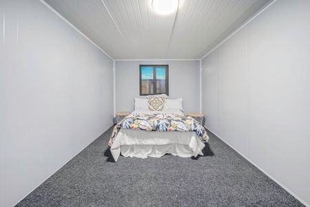 Modern Family Living ( 3 + 2 Bedrooms ) - Photo 2