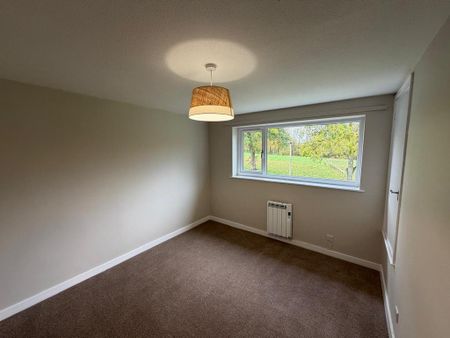 2 bedroom maisonette to rent - Photo 3