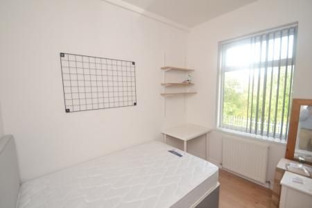 Whitby Road, Fallowfield, Manchester, M14 - Photo 4