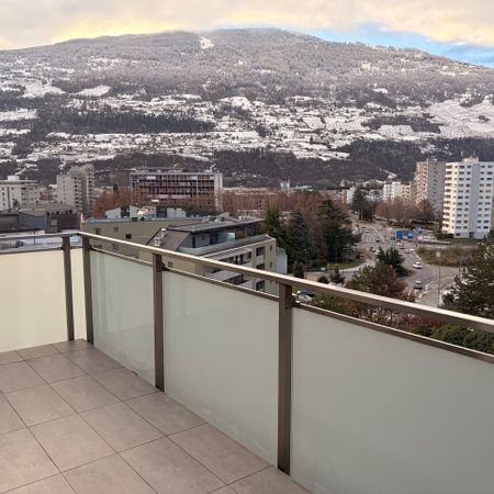 BEL APPARTEMENT 2.5PCES AVEC GRAND BALCON - Photo 5