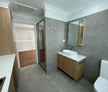 Modern 2 Bed, 1 Bath Flat in South Kempsey - Photo 6