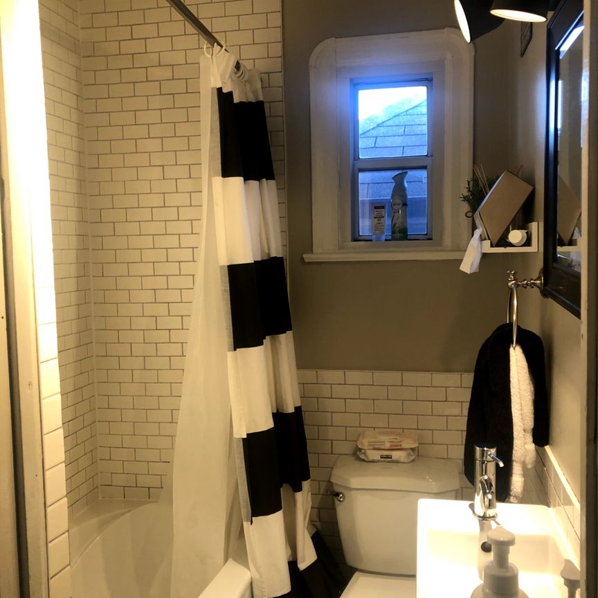 For Lease - 533 Westmount Avenue, Toronto, Ontario - Photo 1