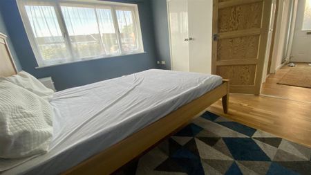 2 bedroom semi-detached bungalow to rent - Photo 2