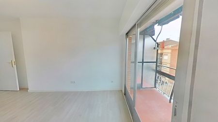 Piso de alquiler en Entrevías - Photo 2