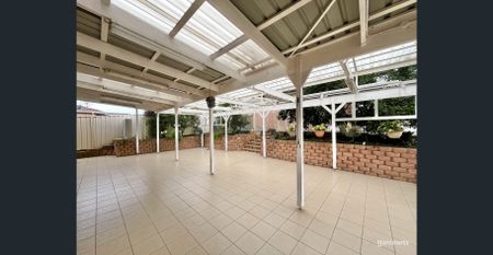 Spacious 4-Bedroom Family Home... - Photo 5