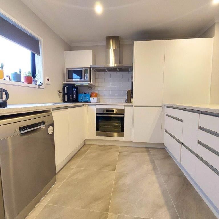 Modern Townhouse in Silverdale - Photo 1