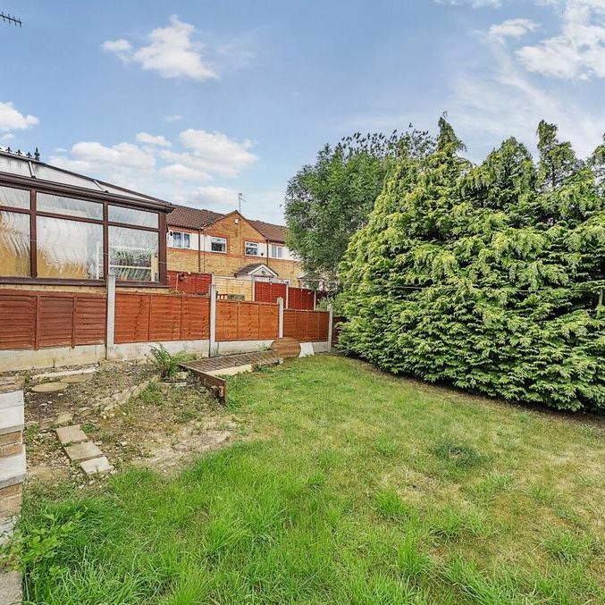 2 bedroom house to rent - Photo 1