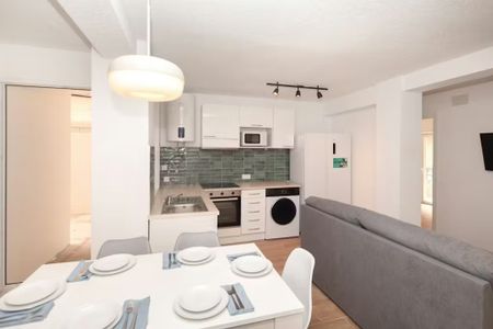 Carrer Olimpia Arozena Torres, Valencia, Valencian Community 46018 - Photo 4