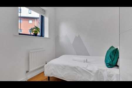 3 Bed Semi-Detached House, Bell Barn Road, B15 - Photo 5