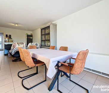 Lichtrijk appartement met terras en parking - Foto 1